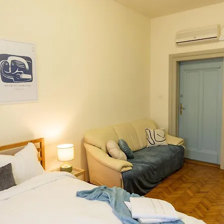 Designer - Views In The Heart Of Town Apartment Timisoara