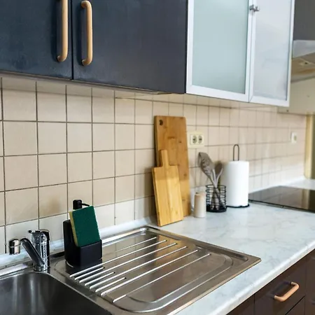 Apartment Designer - Views In The Heart Of Town *
